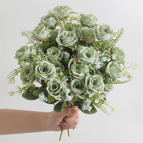 Buquê de Rosas de Seda