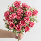 Buquê de Rosas de Seda